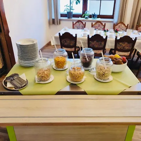 Krone Szálloda Oberperfuss